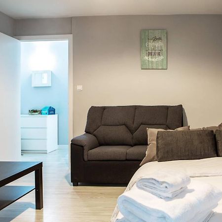 Lovely 3 Bedroom Apartment Next To Fuencarral Madrid Exterior photo
